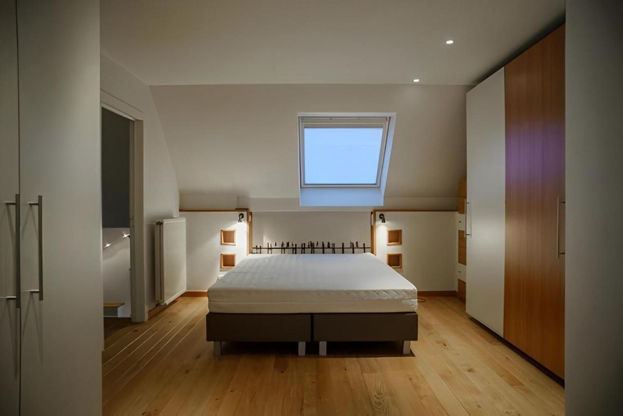Big And Comfortable Triplex In Knokke المظهر الخارجي الصورة