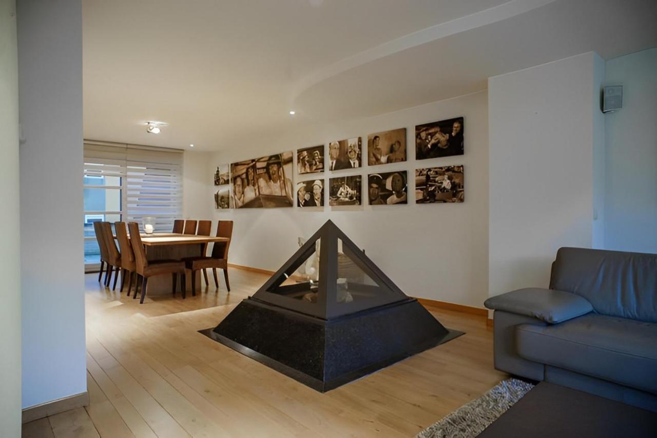 Big And Comfortable Triplex In Knokke المظهر الخارجي الصورة